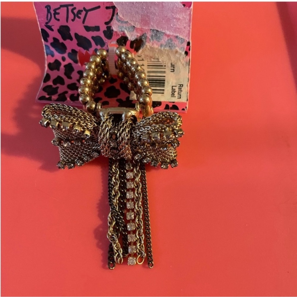 NWT Betsey Johnson Bow Elastic Ring, Retired